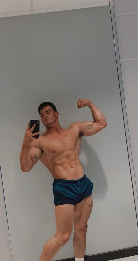 Sean Layton NurlyFans-Pornos