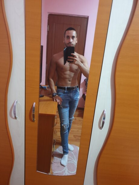 James Robert OnlyFans-Rezensionen