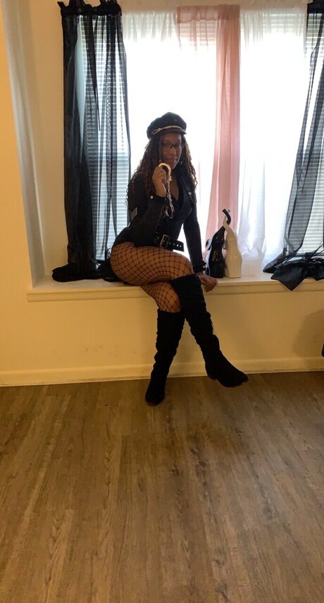 Britt Linn OnlyFans schlank