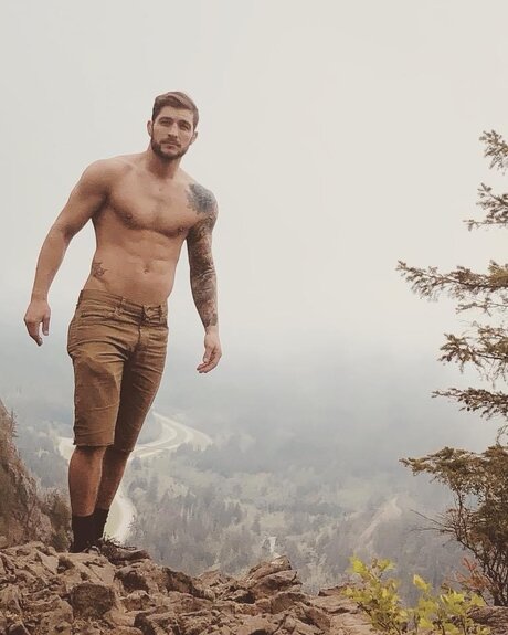 Mountain Mischief Nacktbilder von OnlyFans geleakt