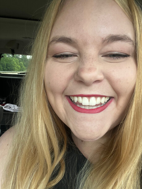 FeetandFoodGirlie OnlyFans-Seite