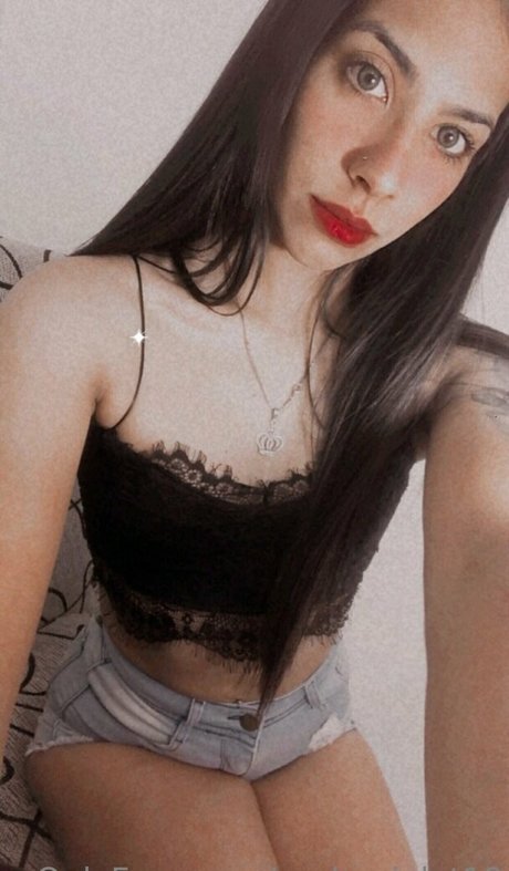 sashaviolet19 OnlyFans Striptease