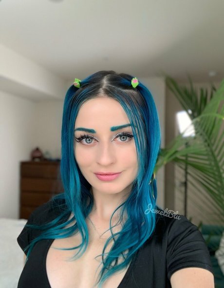 freejewelzblu OnlyFans geleakt.