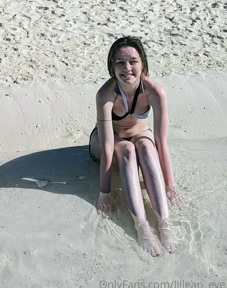 lillean eve OnlyFans nackt