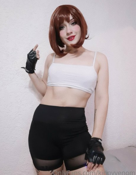 vollbusige rothaarige onlyfans Pornos Bild