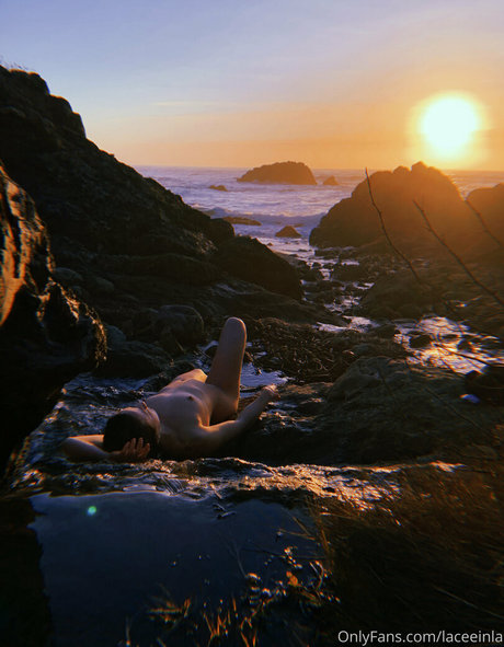 Laceeinla Model OnlyFans Foto