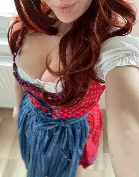 DDBella OnlyFans Model Bilder