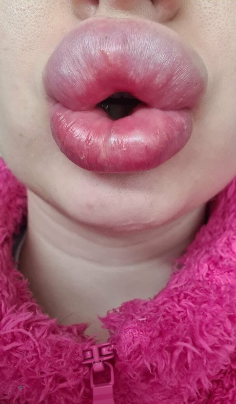 vivianroseofficial OnlyFans Leak