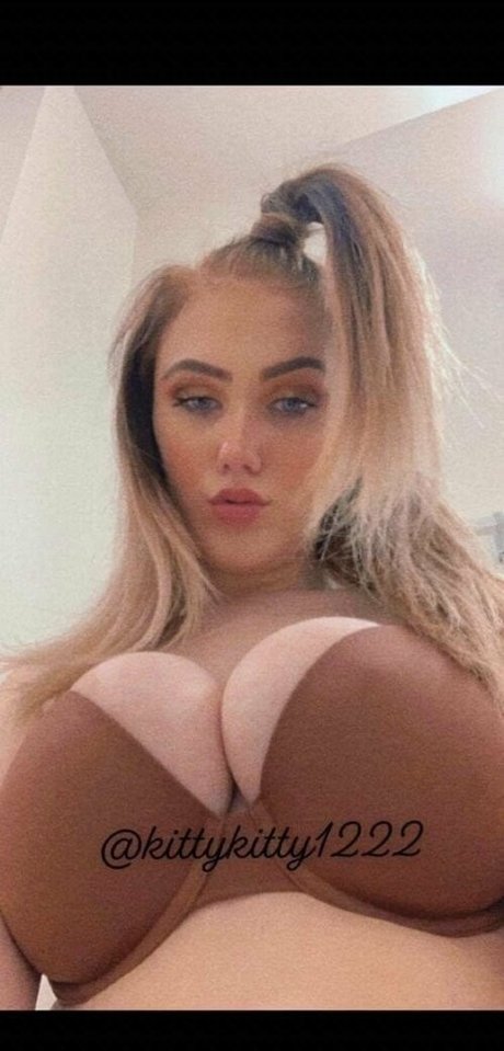 tatteddel Brüste OnlyFans