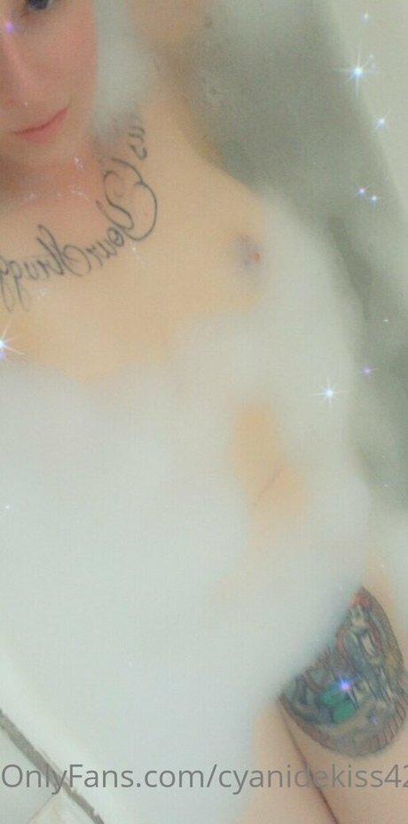 cyanidekiss420 Nackt auf OnlyFans