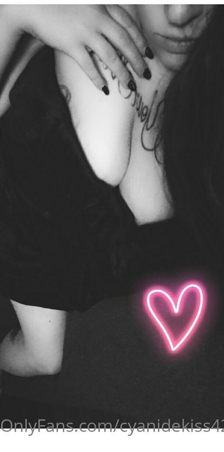 cyanidekiss420 Kostenlose OnlyFans-Inhalte