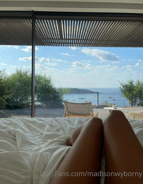 lucy love98 OnlyFans Nacktbilder geleakt