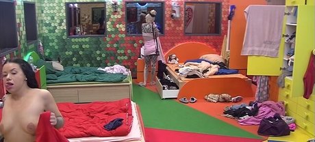 Valo Vilag OnlyFans Nacktbilder geleakt