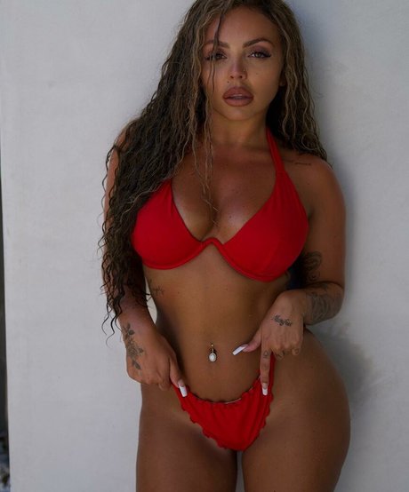 Jesy Nelson OnlyFans-Bilder