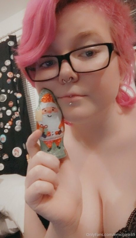 emopink69 OnlyFans Sex geleakt