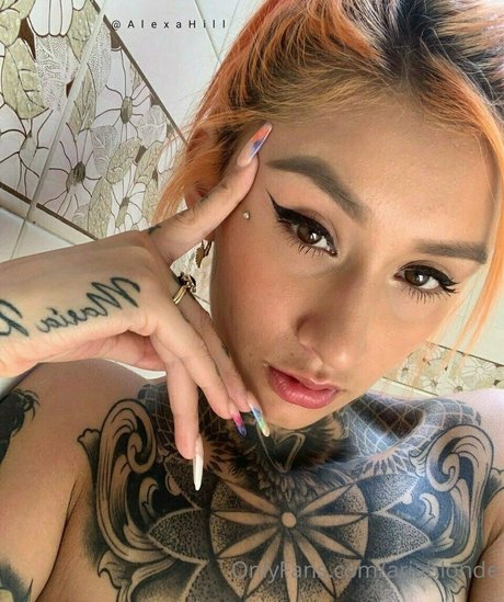 ariablonde OnlyFans-Model