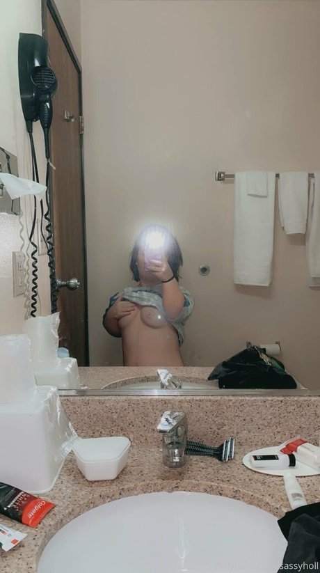 sassyholly OnlyFans Nacktbilder