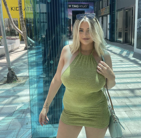 Lydia N Nacktbilder von OnlyFans