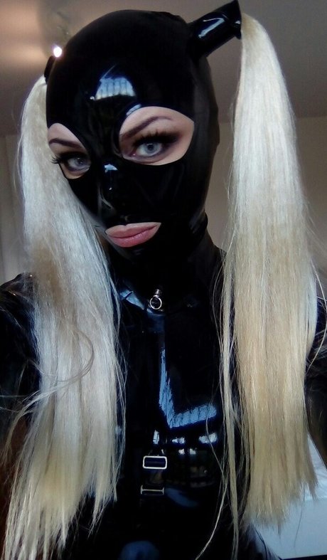 Wrapashouse OnlyFans-Leaks