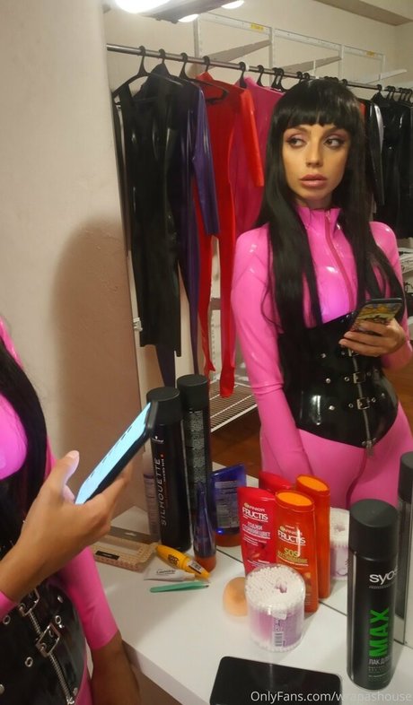 Wrapashouse Nacktbilder von OnlyFans