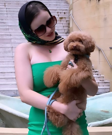 Isabel Ardley Oben ohne OnlyFans