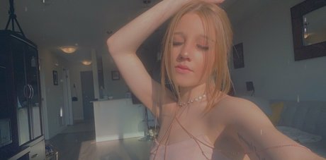 jasminebabbyy OnlyFans Bilder geleakt