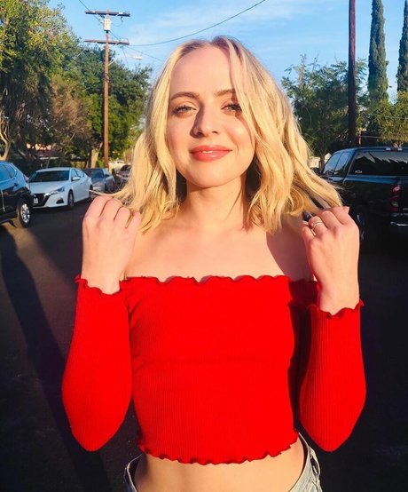 Madilyn Bailey OnlyFans Bilder