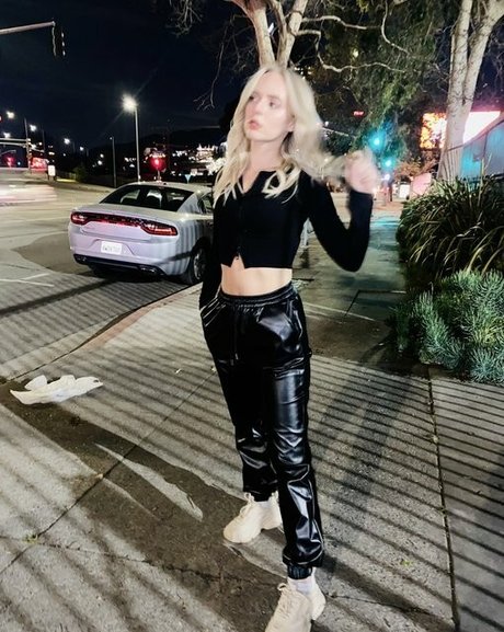 Madilyn Bailey OnlyFans geleakt.