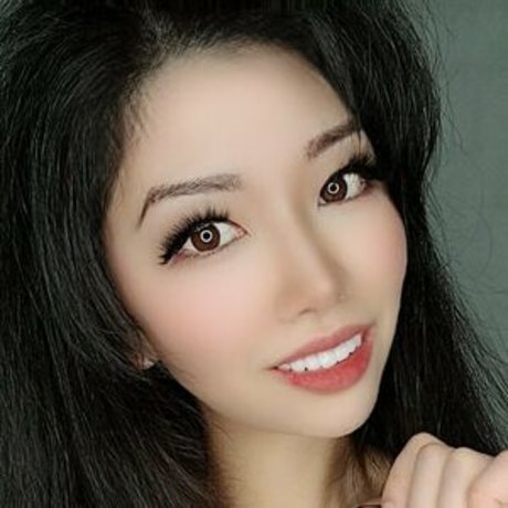 Katkwo4 OnlyFans Model Fotos