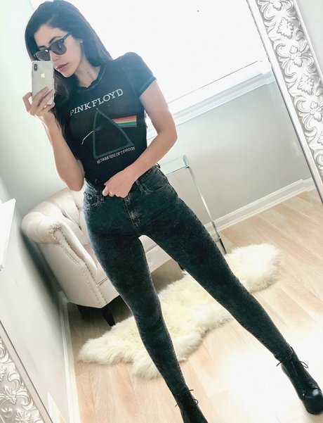 Anna Paulina Luna Nacktbilder geleakt OnlyFans