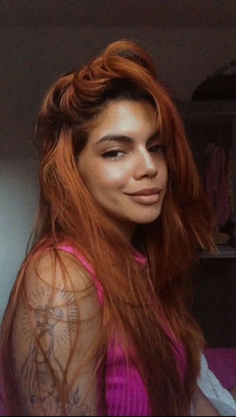 Raposinhaangel OnlyFans explizite Inhalte