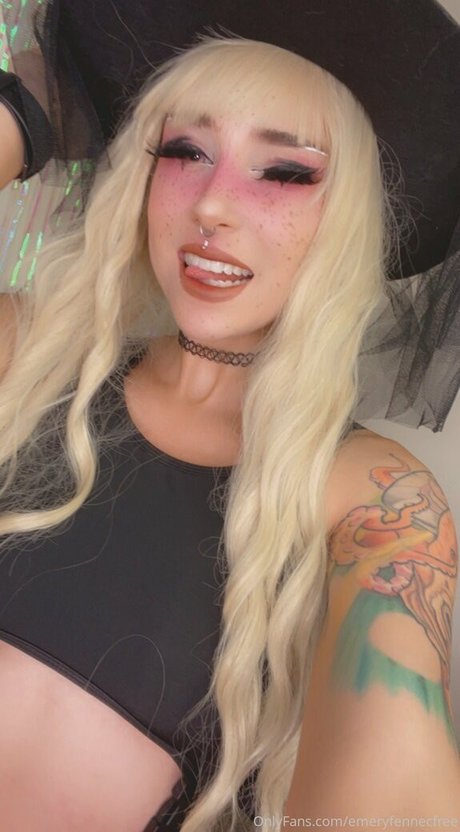 emeryfennecfree XXX OnlyFans