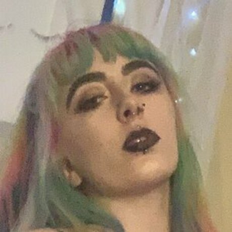 Modelmissbee Nacktpornos von OnlyFans geleakt