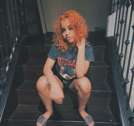 thaonly lili OnlyFans Sex Leak