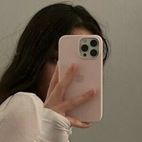 Athnessa OnlyFans schlank