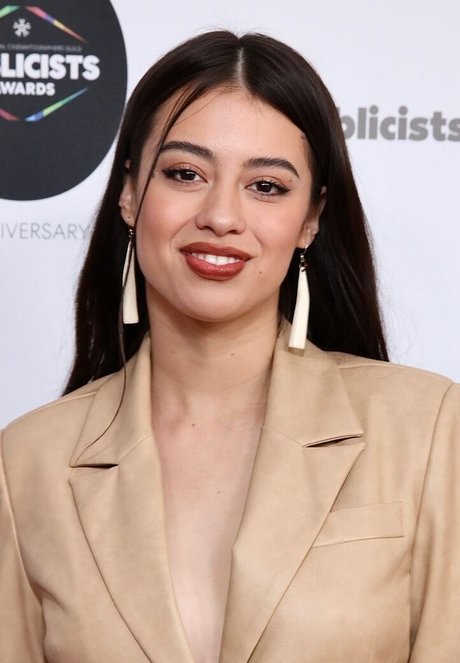 Amber Midthunder OnlyFans XXX