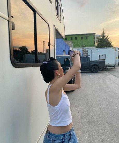 Hazar Erguclu OnlyFans öffentliche Fotos OnlyFans