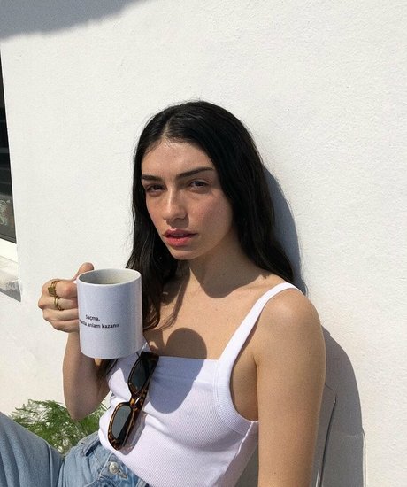 Hazar Erguclu Nacktbilder von OnlyFans geleakt