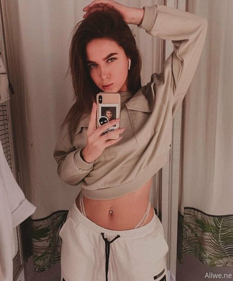 allwene free OnlyFans Nacktbilder