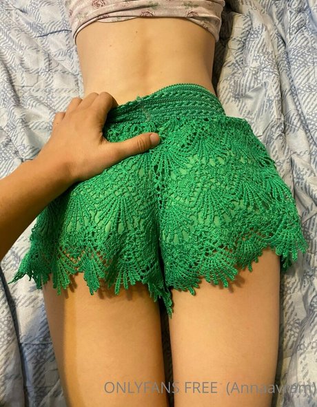 annaavram Nackt auf OnlyFans