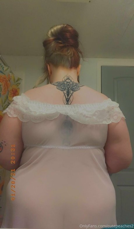 cutepeaches2 OnlyFans Brüste Bild