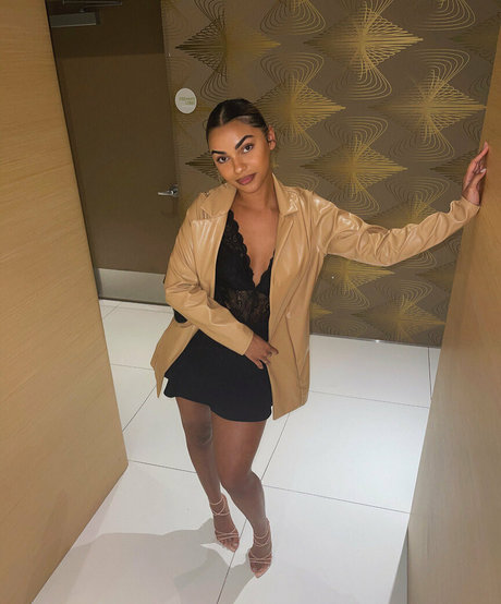 exoticbabe18 OnlyFans Nacktfotos