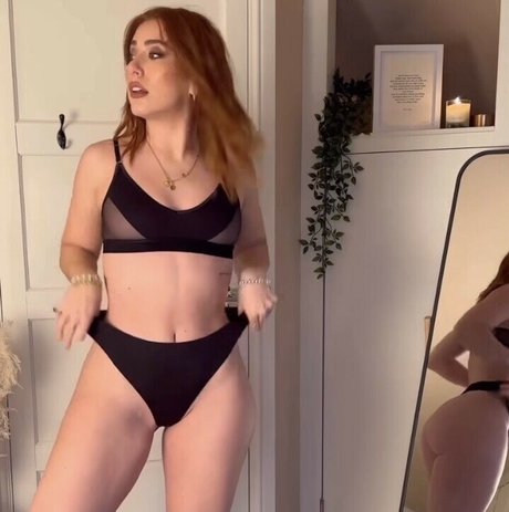 Liv Humby OnlyFans Nackt