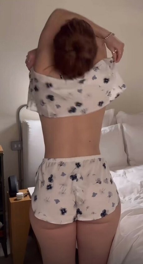 Liv Humby Nacktbilder geleakt OnlyFans