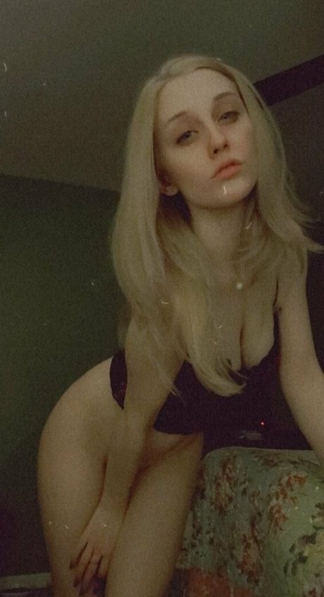 savingmyinsanity Nacktbilder geleakt OnlyFans