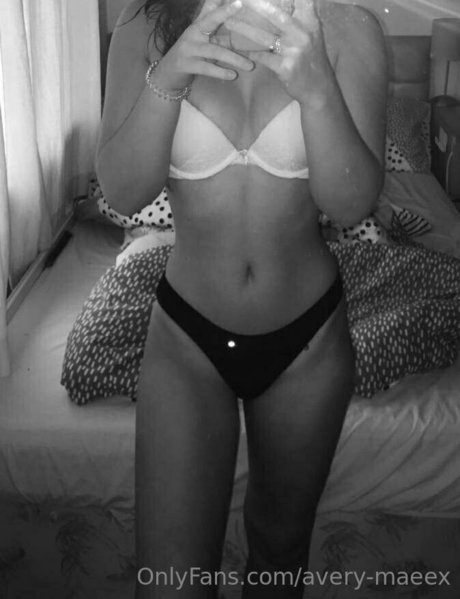 avery maeex Leaked OnlyFans