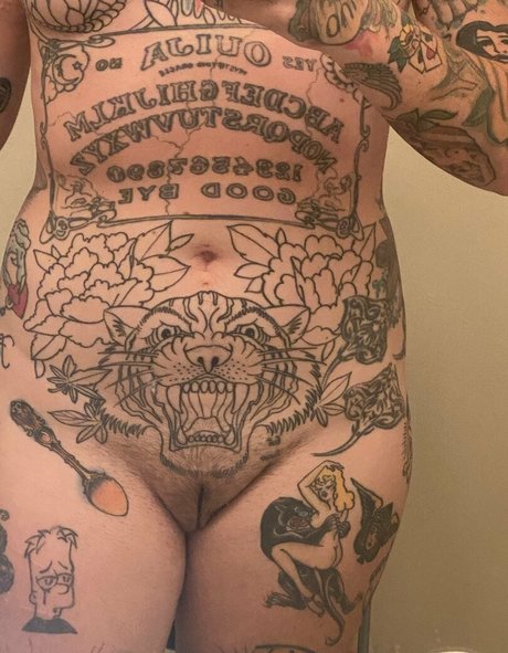 quad awful Nackt auf OnlyFans Leak