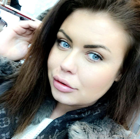 nellu crazy NSFW OnlyFans