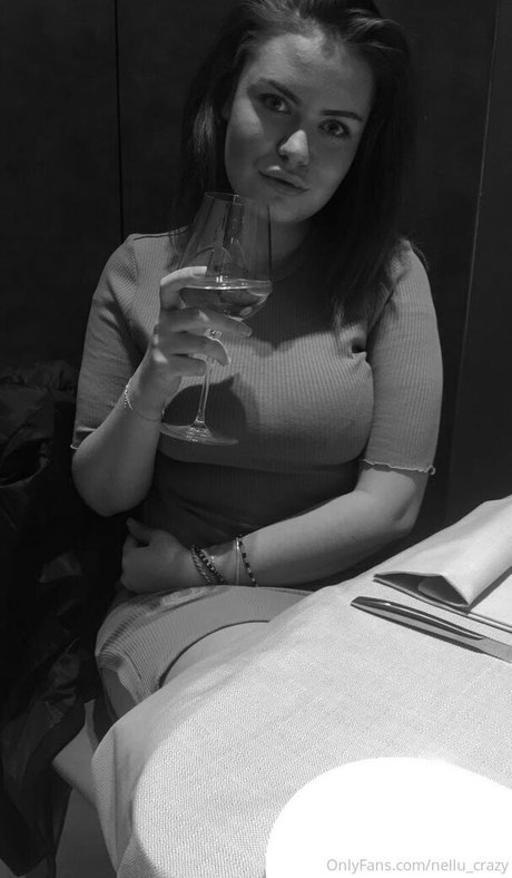 nellu crazy OnlyFans Bilder