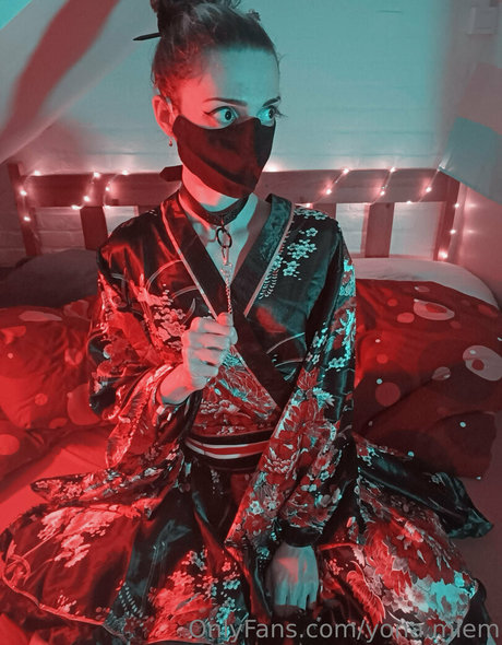 yona mlem OnlyFans geleakte Pornografie